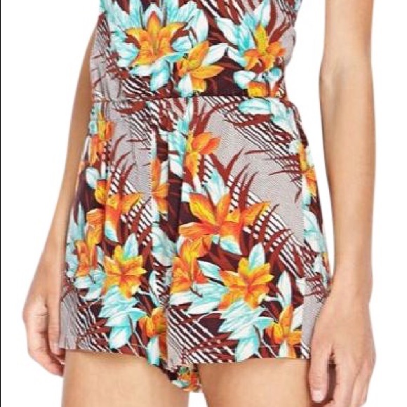 Tropical Romper/Jumpsuit Forever 21 🧡💛💙 - Picture 2 of 6